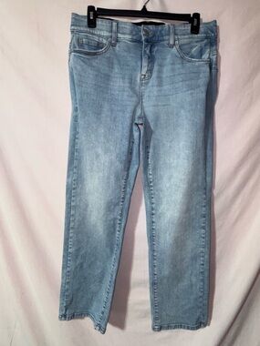 torrid Light Wash Bombshell Straight Premium Stretch Women’s Jeans